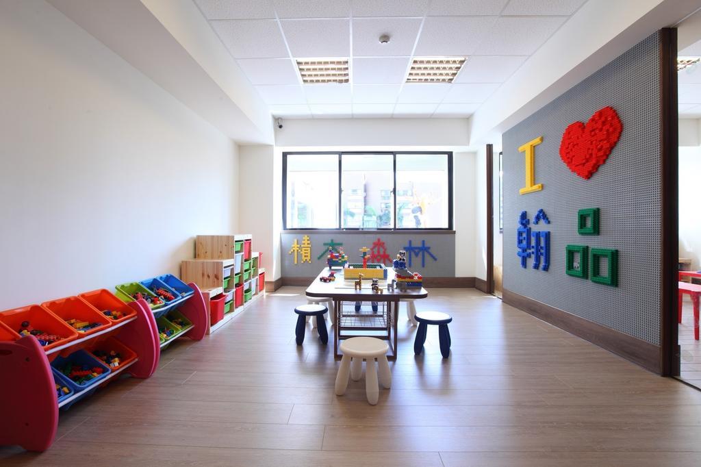 ホテル シャトー・デ・シン花蓮 花蓮市 エクステリア 写真 The LEGO Classroom
