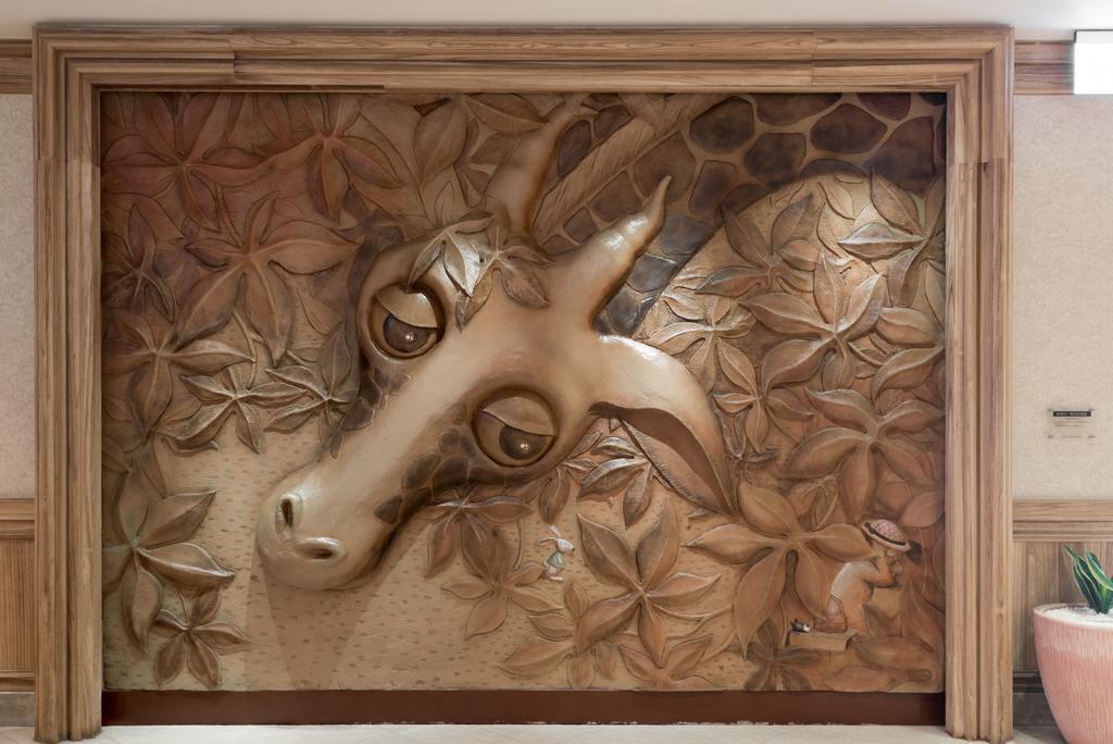 ホテル シャトー・デ・シン花蓮 花蓮市 エクステリア 写真 The sculpture of the head of a horse